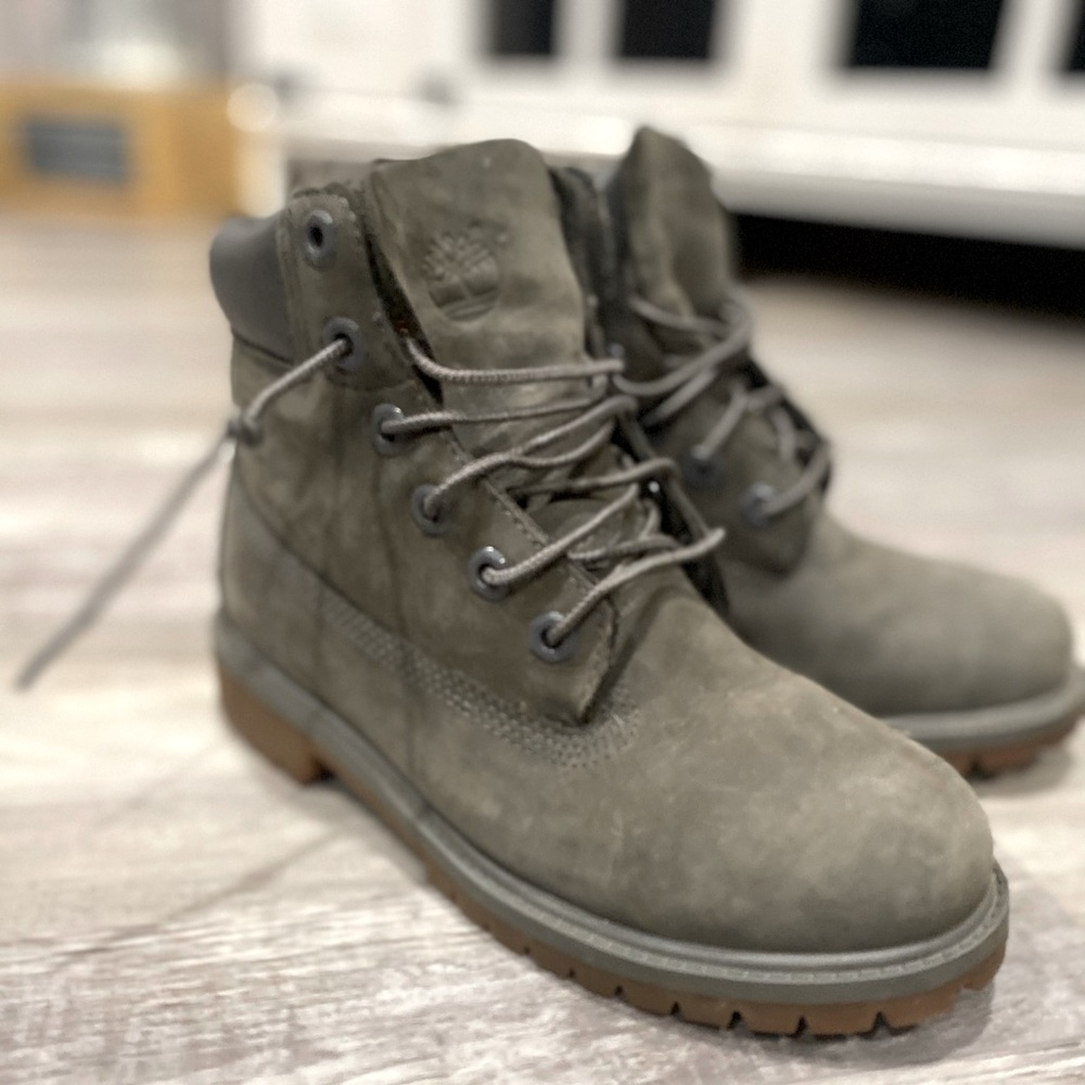 Boys Timberland boots